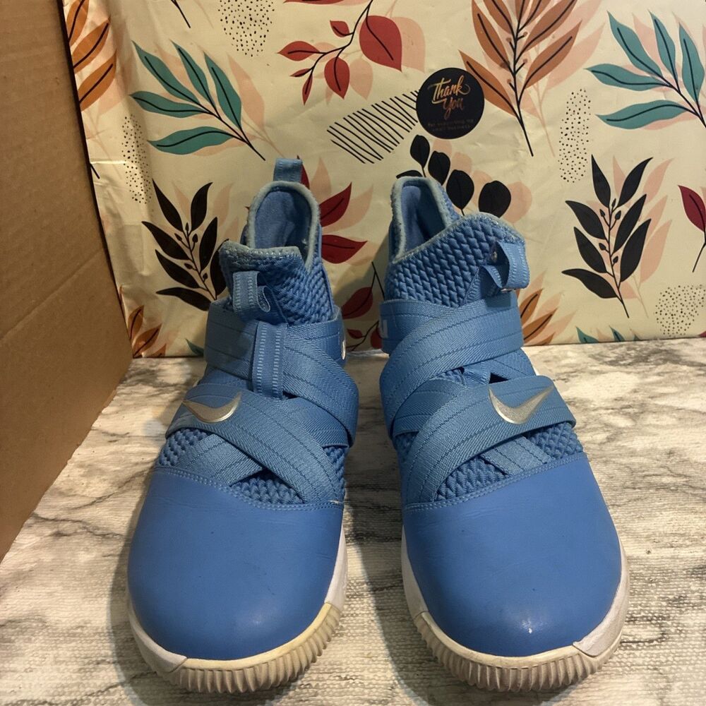Nike LeBron Soldier AT3872-405 Promo Carolina Blue Size 13